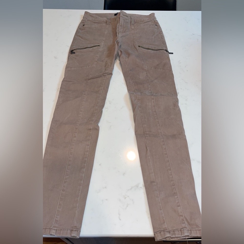 White House | Black Market skinny pants